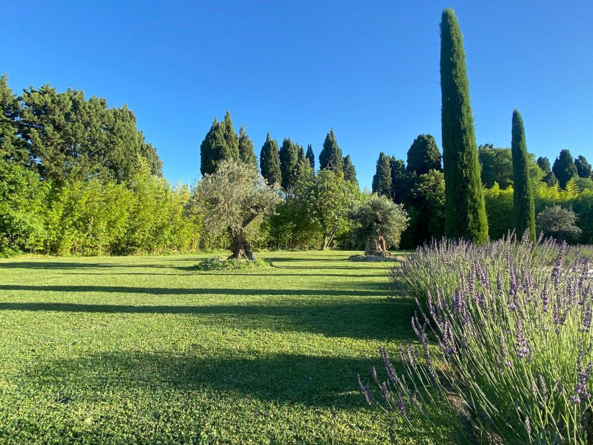 Mas Des Bambous Hotell Saint-Rémy-de-Provence Exteriör bild