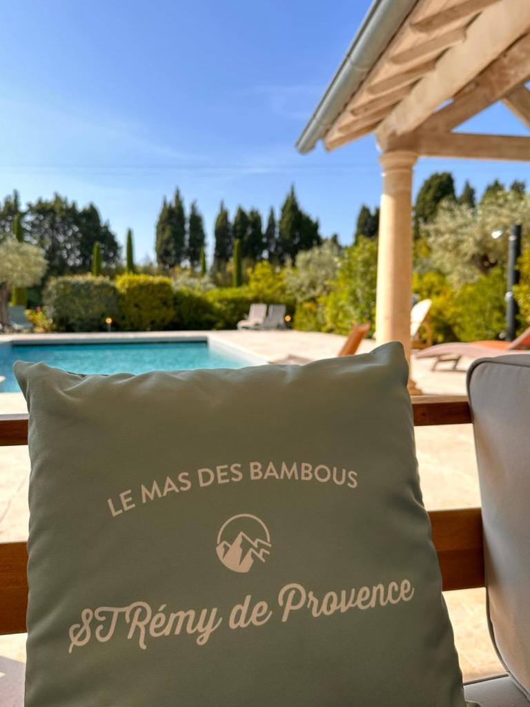 Mas Des Bambous Hotell Saint-Rémy-de-Provence Exteriör bild